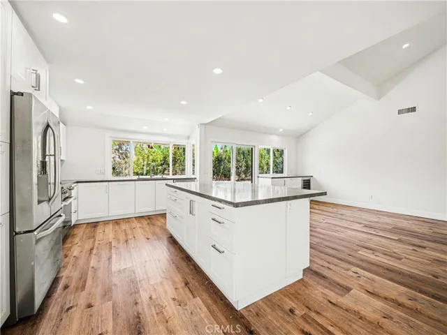 28817 Barragan, Agoura Hills, California 91301