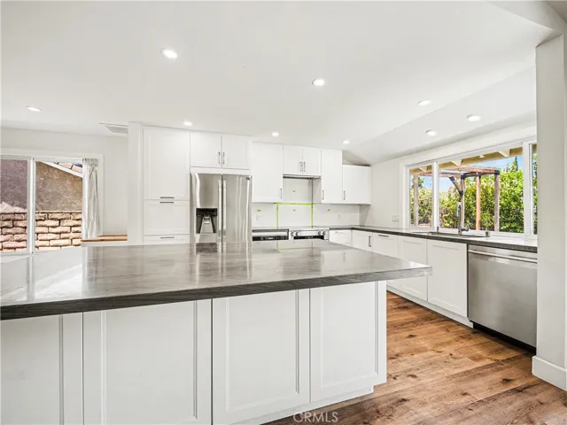 28817 Barragan, Agoura Hills, California 91301