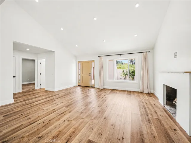 28817 Barragan, Agoura Hills, California 91301