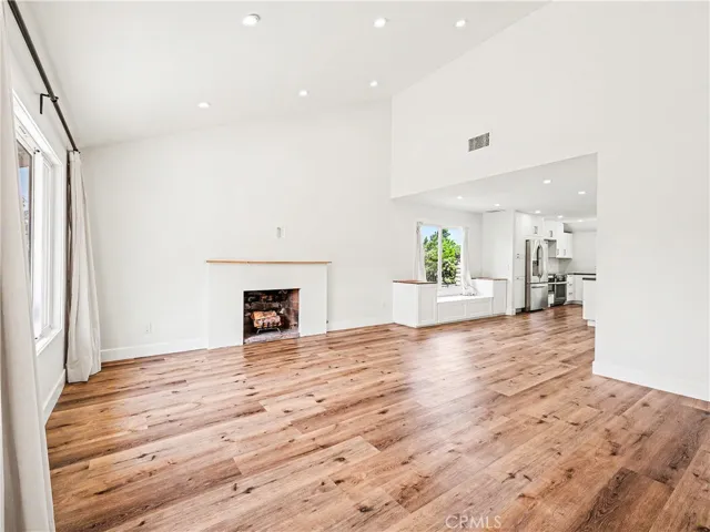 28817 Barragan, Agoura Hills, California 91301