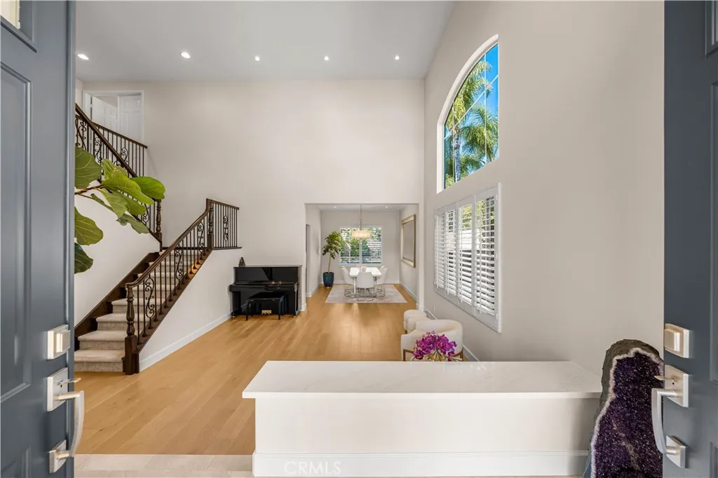 10935 Osterman Ave, Tustin, California 92782 — photo 4