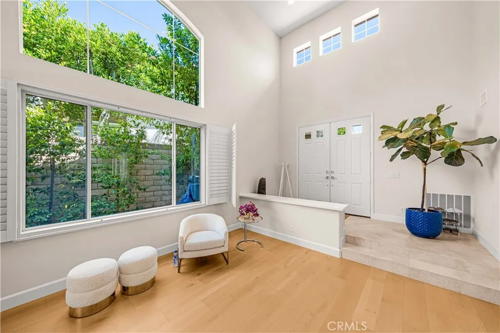 10935 Osterman Ave, Tustin, California 92782 — photo 5