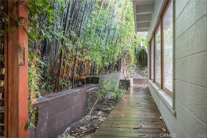 Back walk way