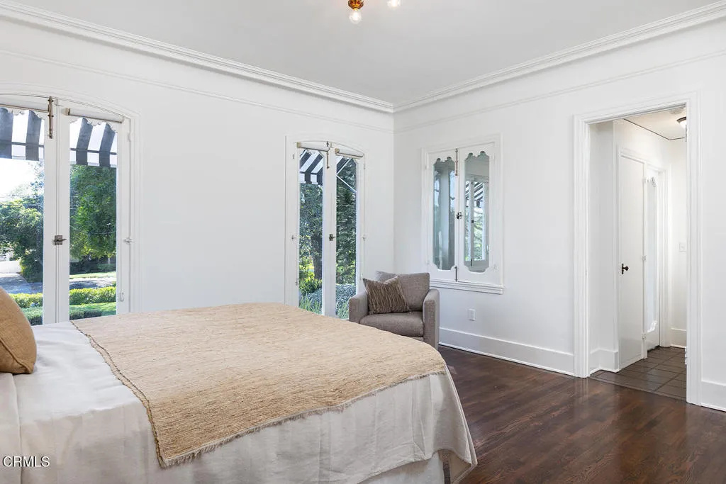 1275 New York Dr 027-mls