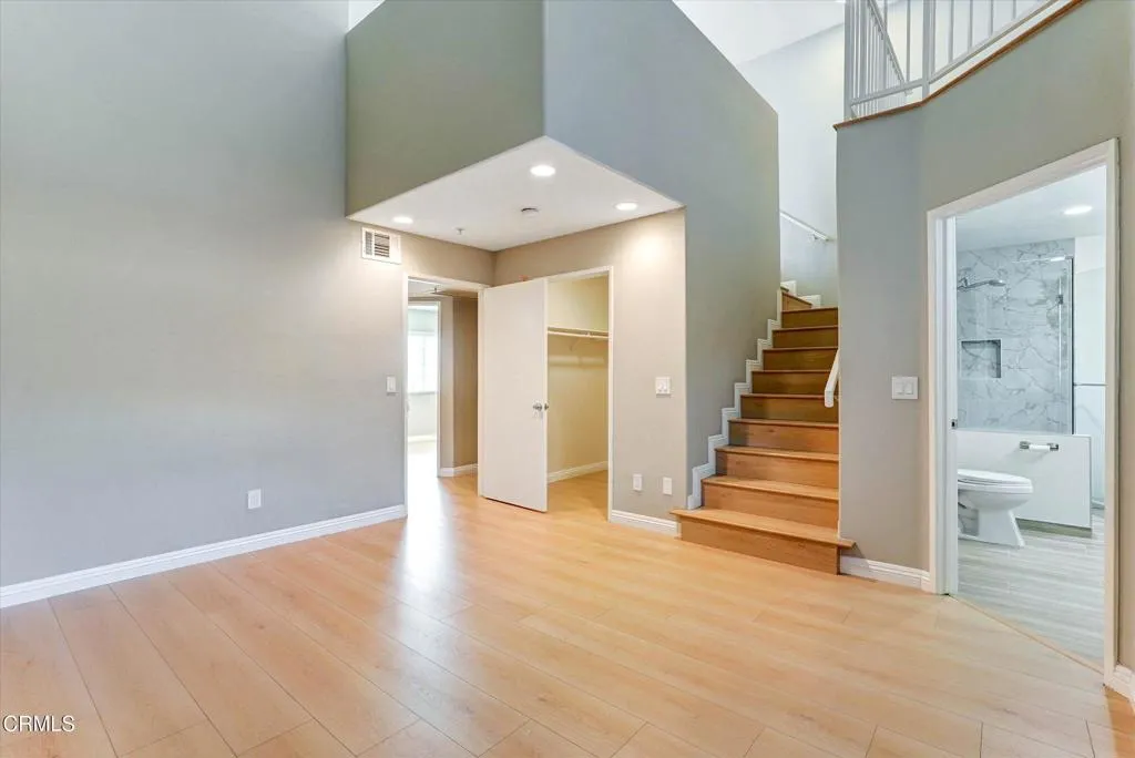 29-719 E Tujunga Ave E-29