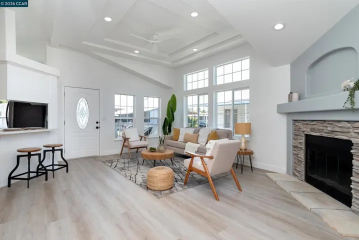 527 Mill Pond Drive, San Jose, California 95125