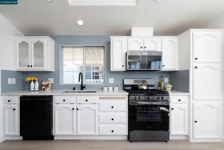 527 Mill Pond Drive, San Jose, California 95125