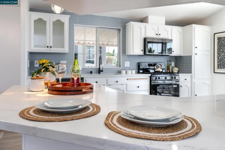 527 Mill Pond Drive, San Jose, California 95125