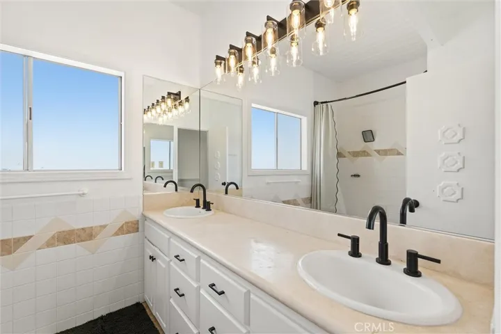 Upstairs Bathroom with Dual Sinks