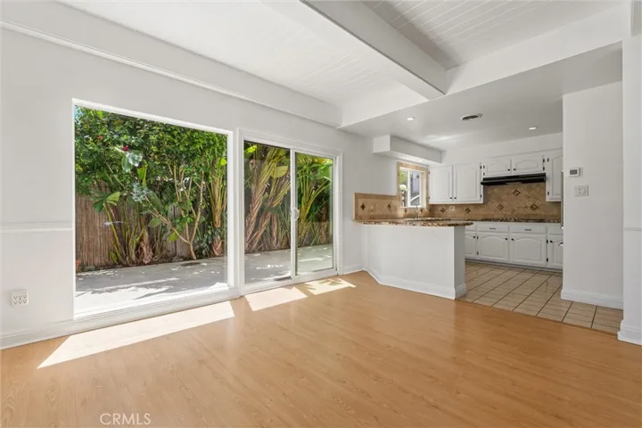 Dining Area off the Kitchen, open to living area
