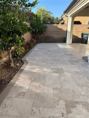 66 Somerton, Irvine, California 92620