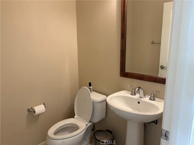 66 Somerton, Irvine, California 92620