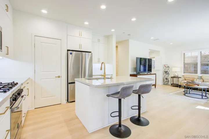 112 Excursion, Irvine, California 92618