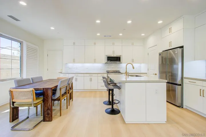 112 Excursion, Irvine, California 92618
