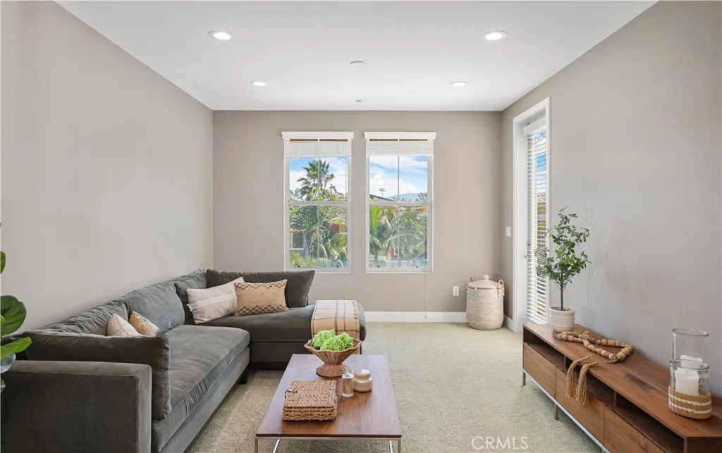 Inviting Space to Relax & Unwind