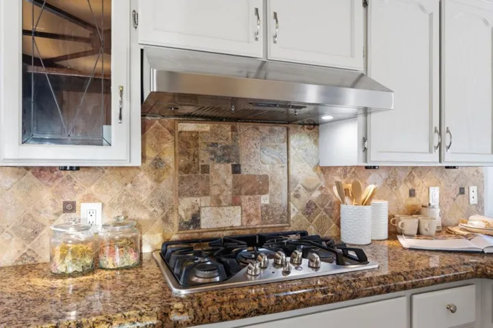 379 Photinia Lane, San Jose, California 95127