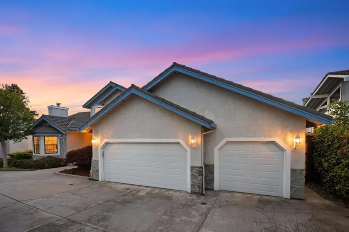 379 Photinia Lane, San Jose, California 95127