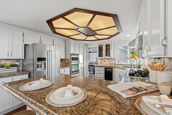 379 Photinia Lane, San Jose, California 95127