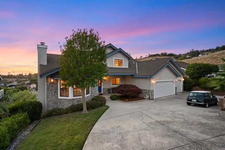 379 Photinia Lane, San Jose, California 95127