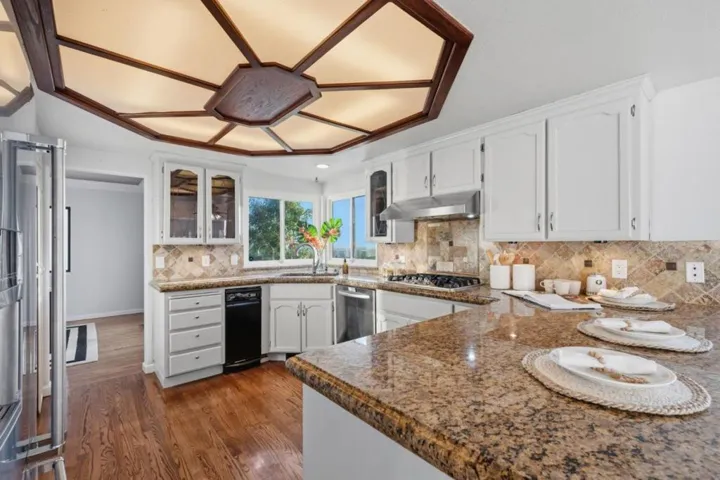 379 Photinia Lane, San Jose, California 95127