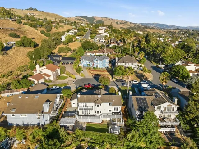379 Photinia Lane, San Jose, California 95127