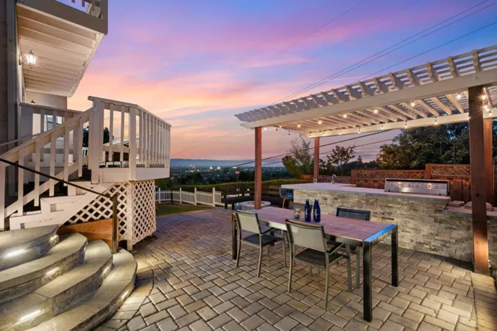 379 Photinia Lane, San Jose, California 95127
