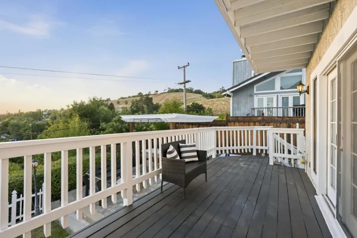 379 Photinia Lane, San Jose, California 95127