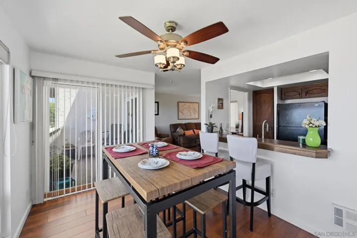 908 Caminito Madrigal Unit H, Carlsbad, California 92011