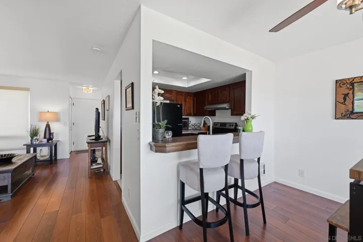 908 Caminito Madrigal Unit H, Carlsbad, California 92011