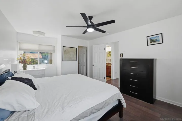908 Caminito Madrigal Unit H, Carlsbad, California 92011