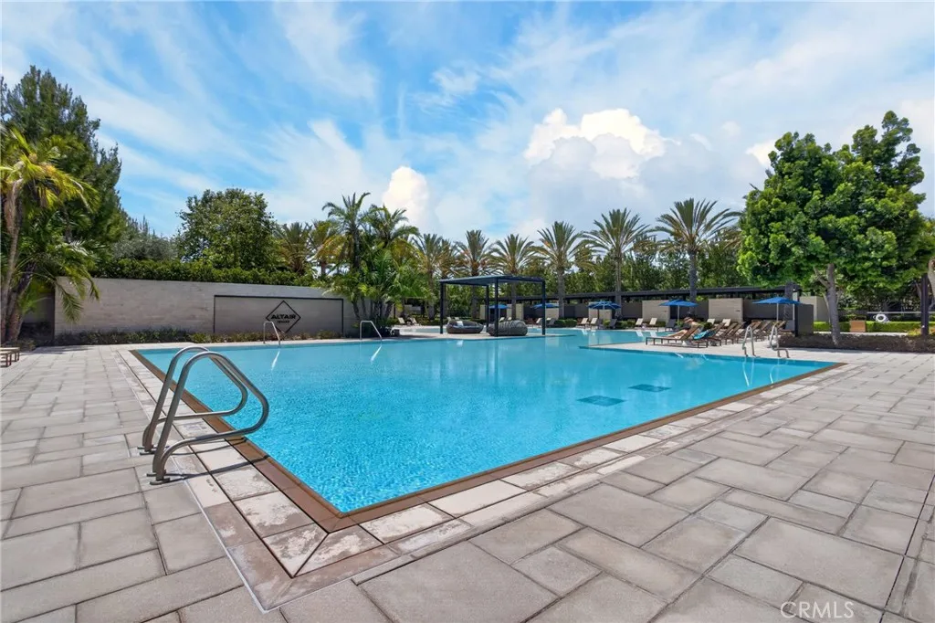 Community pool