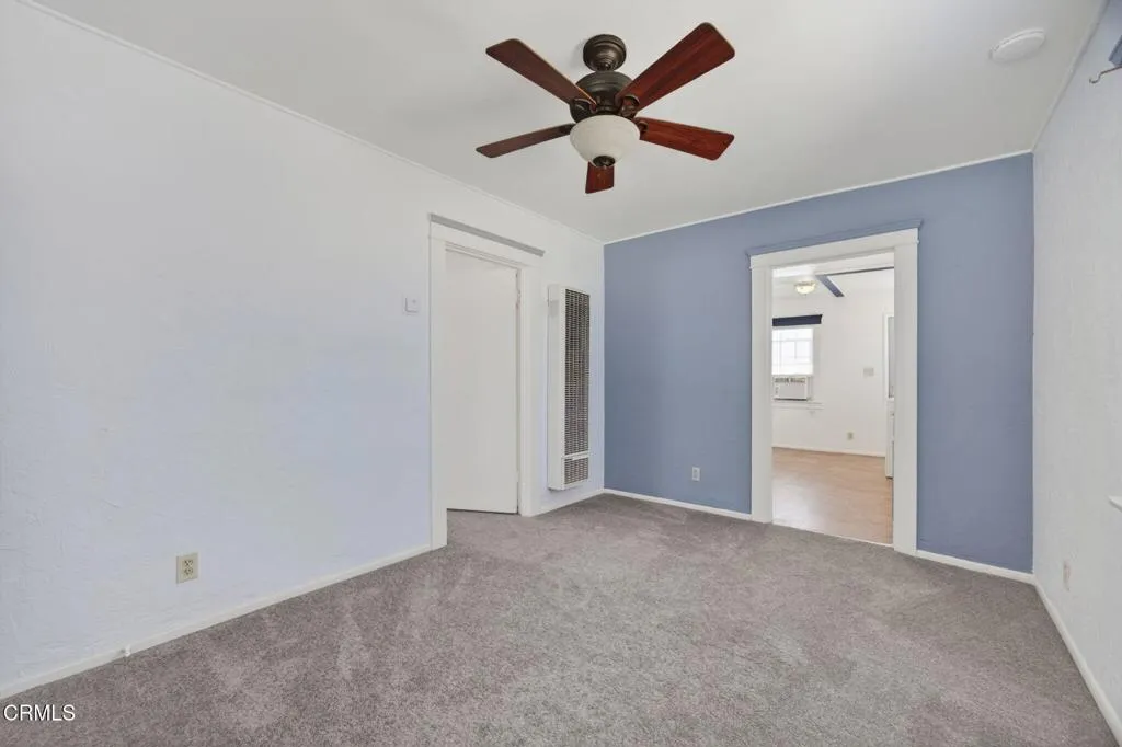 822 E Pleasant - Living Room
