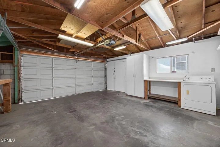 822 E Pleasant - Garage