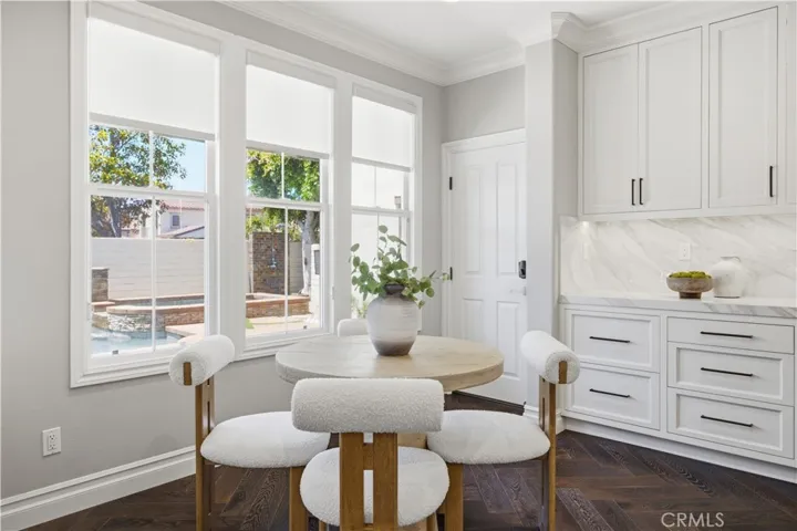 8 N Bayleaf, Irvine, California 92620
