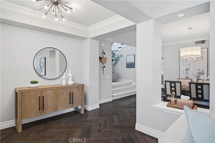 8 N Bayleaf, Irvine, California 92620