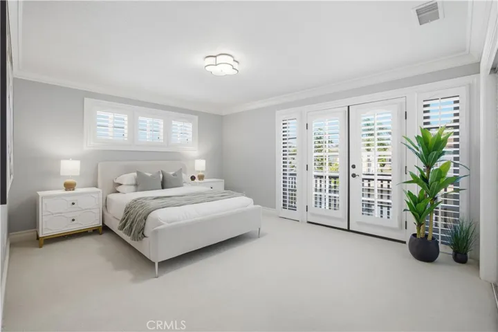 8 N Bayleaf, Irvine, California 92620