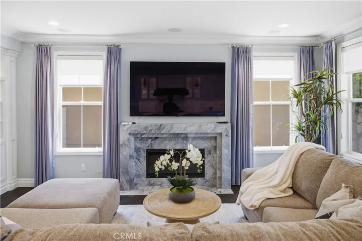 8 N Bayleaf, Irvine, California 92620