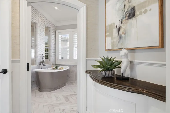 8 N Bayleaf, Irvine, California 92620