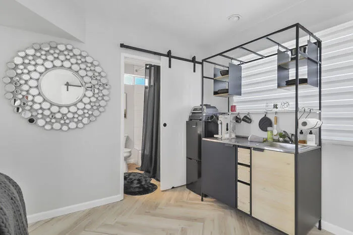 Casita kitchenette