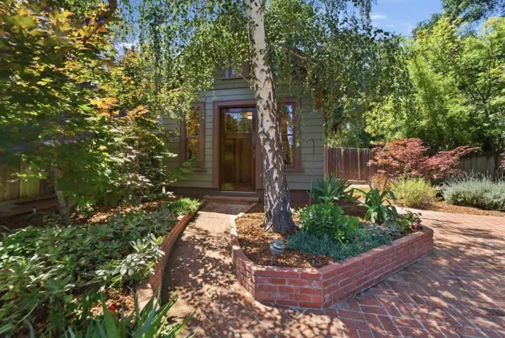211 Glen Ridge Avenue, Los Gatos, California 95030
