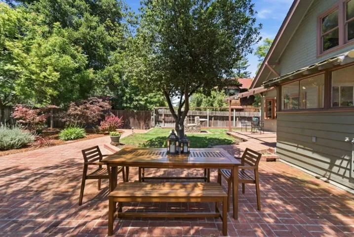 211 Glen Ridge Avenue, Los Gatos, California 95030