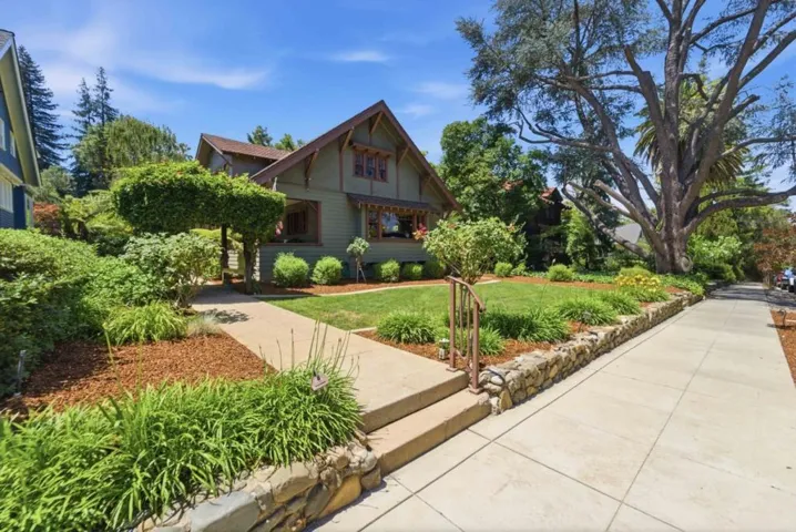 211 Glen Ridge Avenue, Los Gatos, California 95030