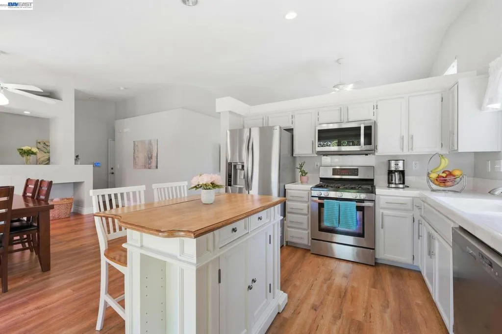 Kitchen with vaulted ceilings