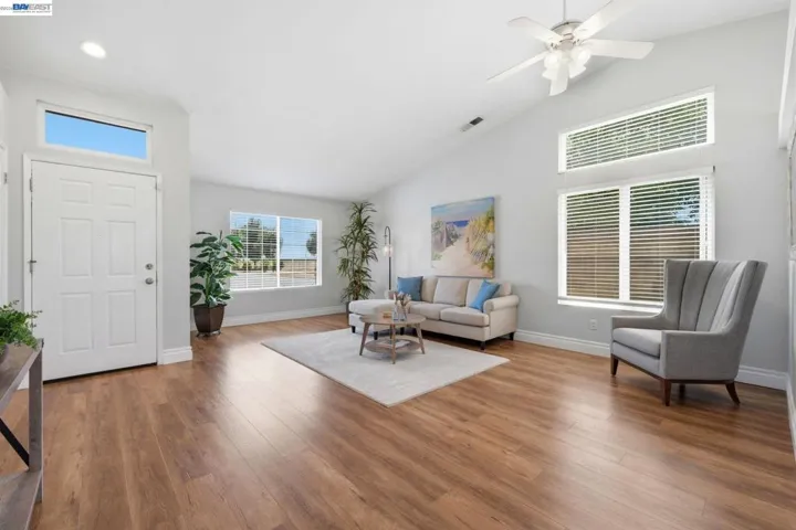 Living Room with vaulted ceilings