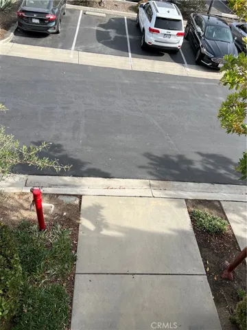 1 car driveway outside garage
