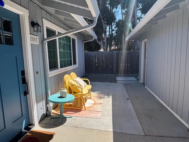 Unit 507- Entry
