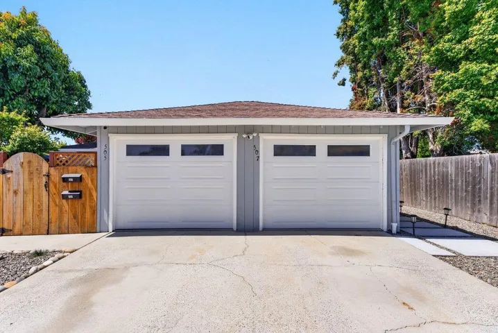 Hanover Street, Santa Cruz, California 95062
