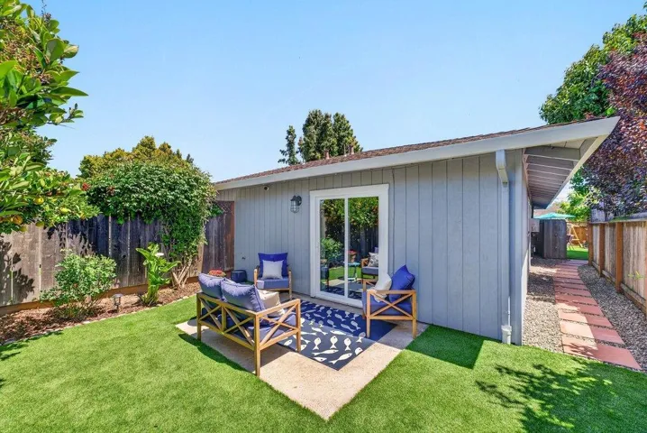 Hanover Street, Santa Cruz, California 95062