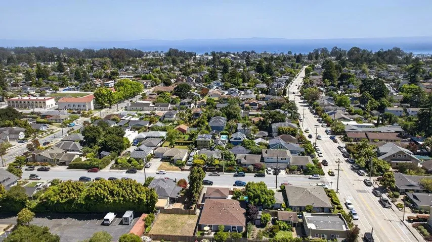 Hanover Street, Santa Cruz, California 95062