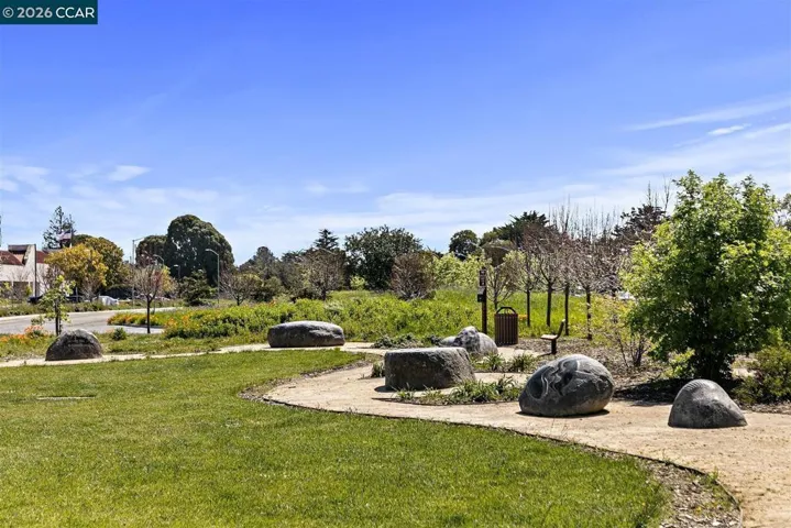 619 Commodore Dr, Richmond, California 94804